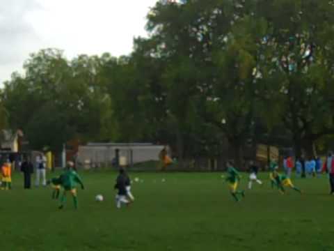 Holmleigh qualify for the Hackney Football Finals