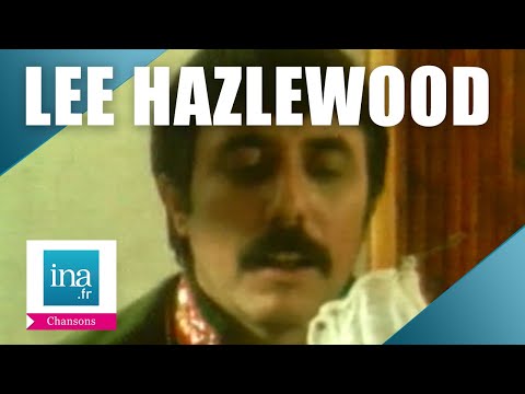 She Comes Running - Lee Hazlewood