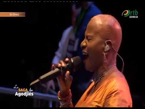 Concert De la Mama Africa Angélique Kidjo a la place de l'Amazone - Cotonou Bénin