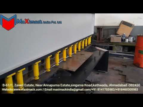 Metal Sheet Shearing Machine