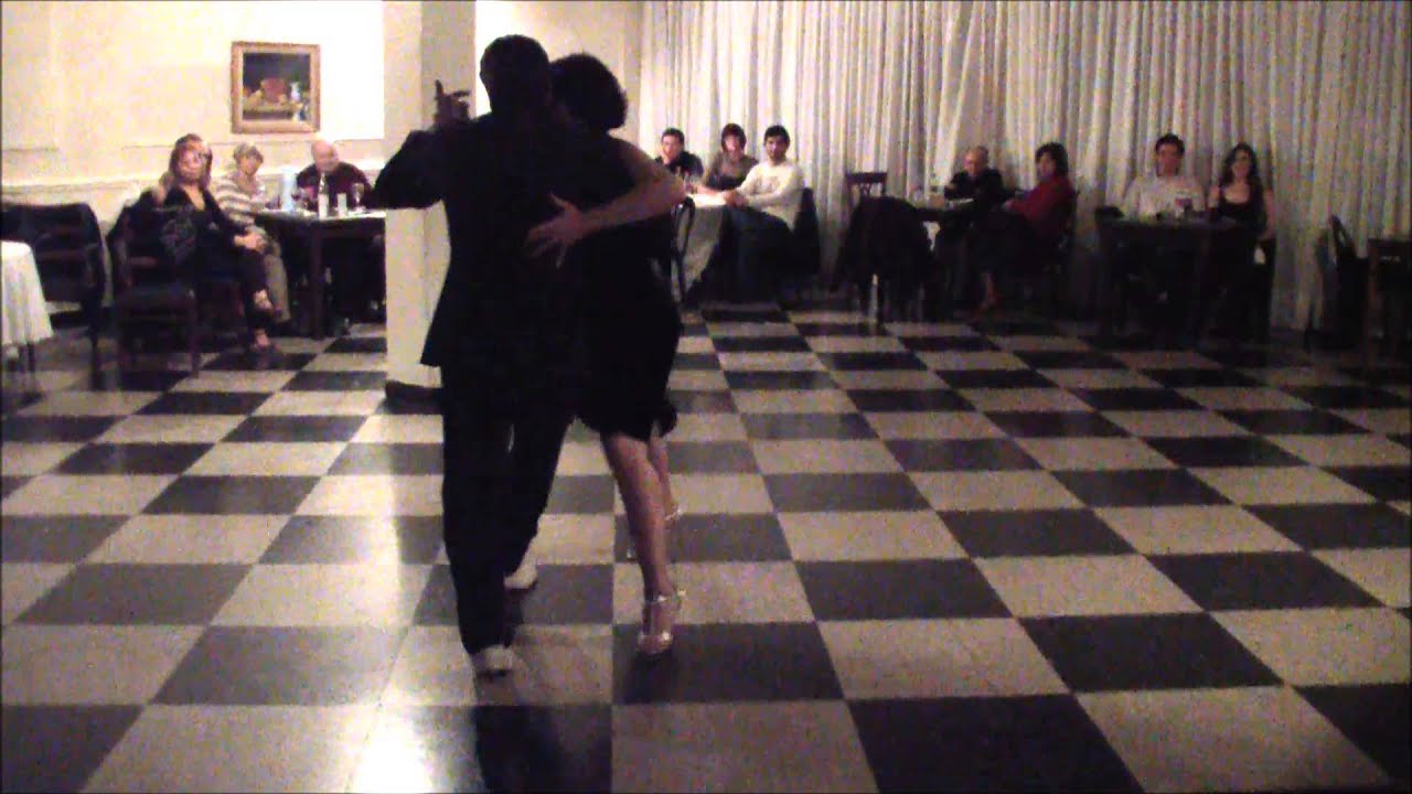 Julio Balmaceda y Corina De La Rosa en Milonga Nostalgias JULIO 2014
