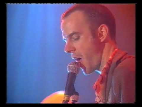 Freakpower   'Turn On, Tune In, Cop Out' Live on The Beat 1 March 1995