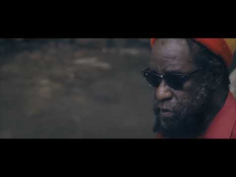 Black Uhuru feat  Bugle - Jah Guide (Peter Tosh Cover)