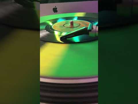 Suzanne Beware Of The Devil - Dandy Livingstone 1978