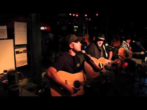 Darby Ledbetter at Pucketts.mp4