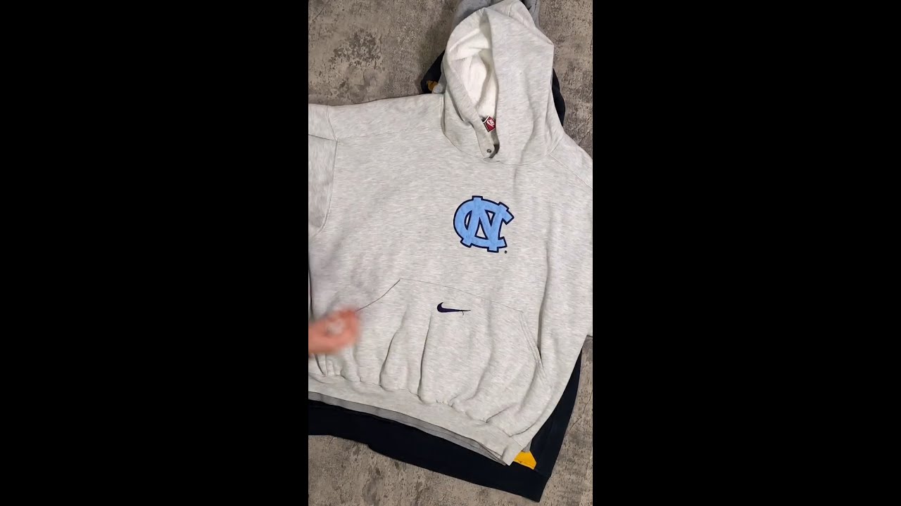 Just In: Vintage Nike Hoodies