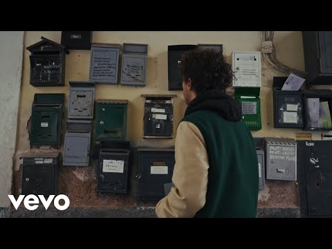 Rocco Hunt - CCHIÙ BENE 'E ME (Visual Video) ft. Irama