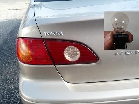 Change Tail, Back or Indicator Light Bulb - Toyota Corolla