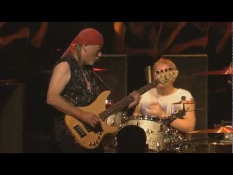 Deep Purple - Roger Glover bass solo [LIVE @ Montreux]