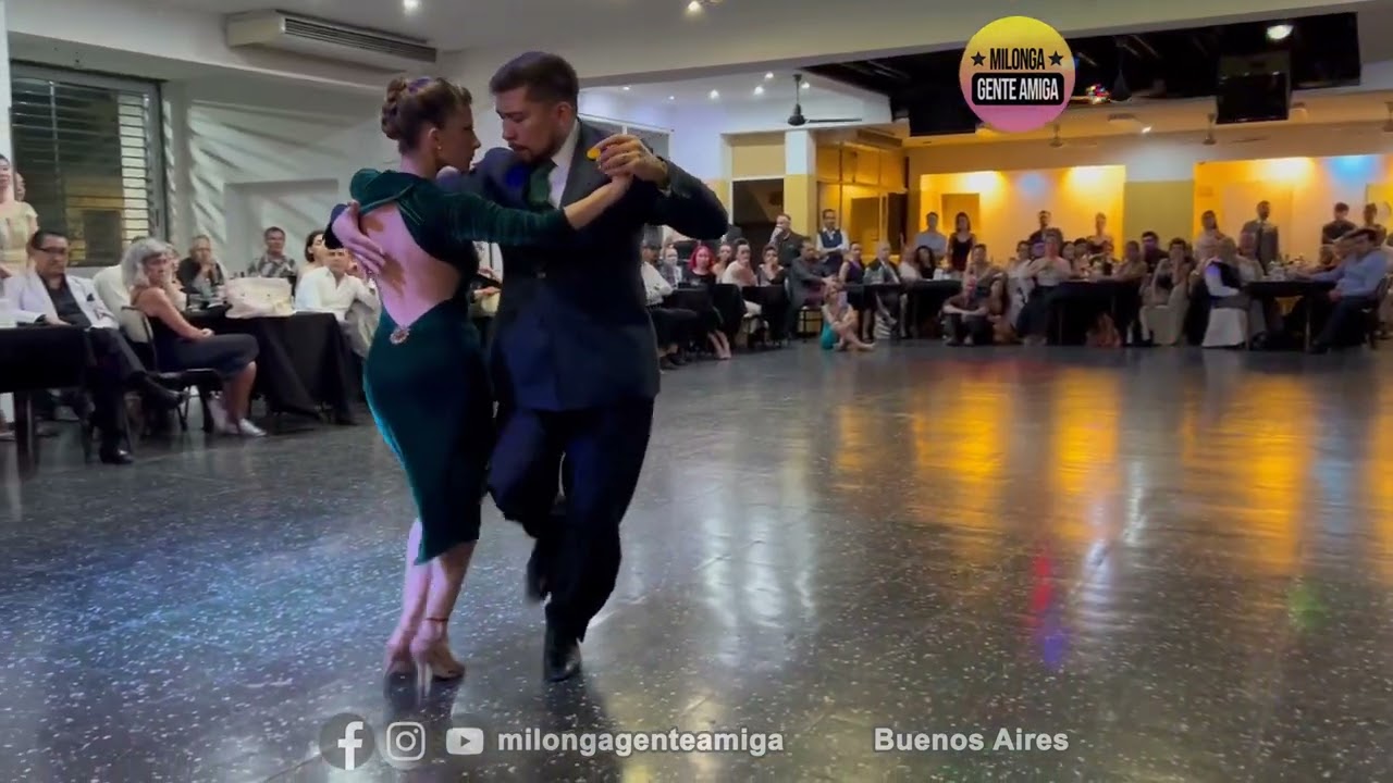 Video thumbnail for Carolina Giannini y Octavio Fernandez  - Milonga Gente Amiga - 18/FEB/2024 (2/2)