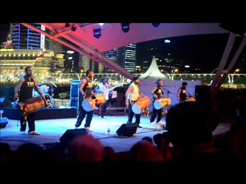 F1 2013 Singapore Grand Prix - The Dhol Foundation - Acoustic