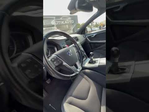 фото volvo v60 i рестайлинг 0