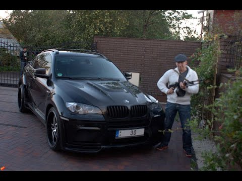 Gauja, kuriai nebuvo lygių: išskirtiniai vaizdai iš prabangų gyvenimą mėgusių nusikaltėlių gyvenimo