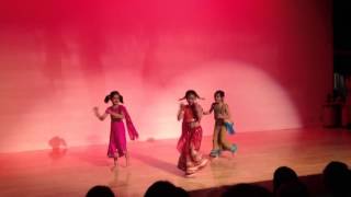 Bella, Annika, Lila performing Say Na