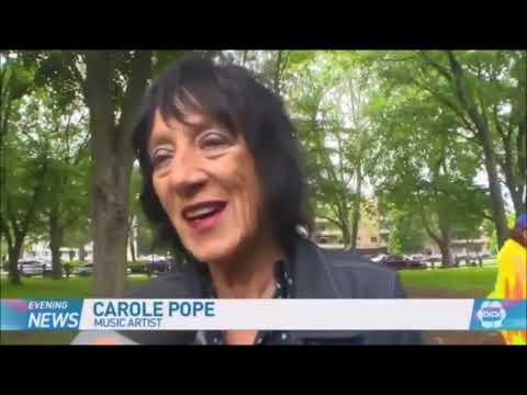Carole Pope Tells Anti-Gay Protestors "BITE ME" & "Get A Life" | Hamilton Pride
