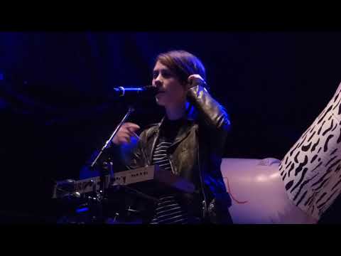 3/13 Tegan & Sara @ Regina Folk Festival, SK, Canada 8/12/17