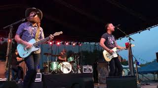 Brothers Osborne - Shoot Me Straight *New Song*