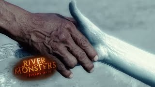 Mermaid Body Snatcher: Attack Story - River Monsters