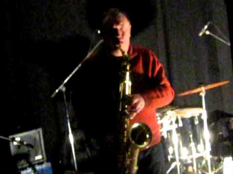 John Butcher solo saxophone, live at Gunther, Antwerpen, 2012-02-22 [part 2/4]