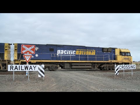 Toll / Pacific National 6MP4 Container Train - PoathTV Australian Railways