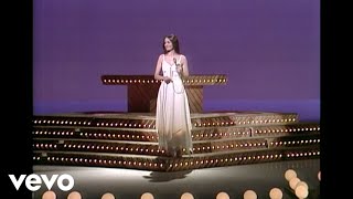 Crystal Gayle - Medley Of Songs (Live)