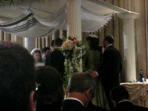 Kol Ish - Im Eshkachech by Schwekey