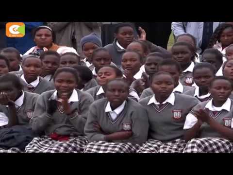 RMS chairman Dr. SK Macharia honours Kenya’s top teacher