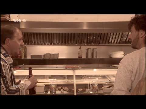 Dittsche rotzt auf Ingos Theke - "Panierte Beine" (WDR HD)