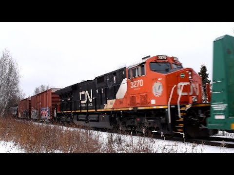 Extra Westbound Manifest! Long CN Train 473 at Berry Mills, NB