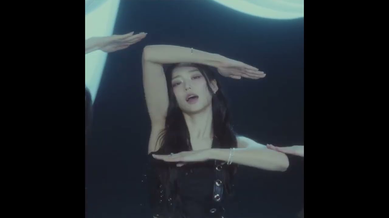 YEEUN - "Elevator" Performance M/V Teaser