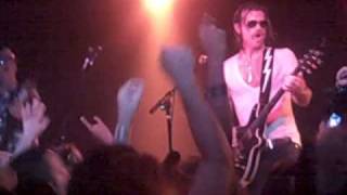 Eagles of Death Metal - I Like To Move In The Night