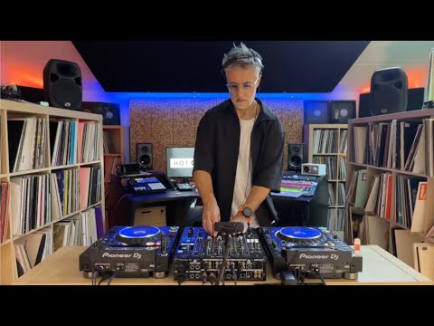 Hottrax LIVE 007: Paul C