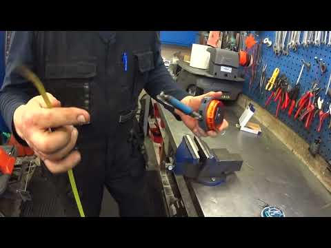 Metsolan Metsäkoulu 200 - metsurin mitan nauhan vaihto..