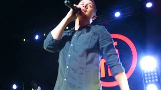 Scotty McCreery Move It On Out