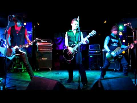 B. C. Bombs - Muérete - Sala Rockstar 28.12.2012