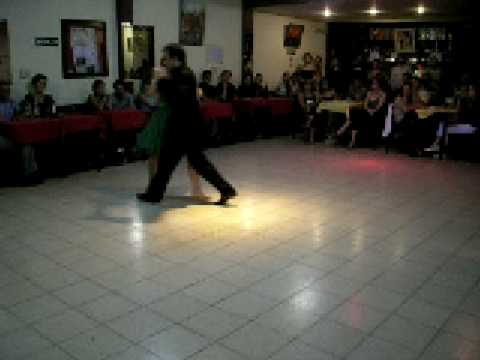  Martín Bel  and  Vanina Pérez  are  dancing  to  the  milonga  "  Ella Es Asi  "