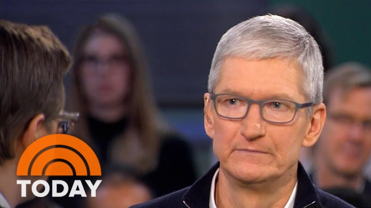 Apple CEO Tim Cook Criticizes Facebook Over User Privacy Controversy | TODAY