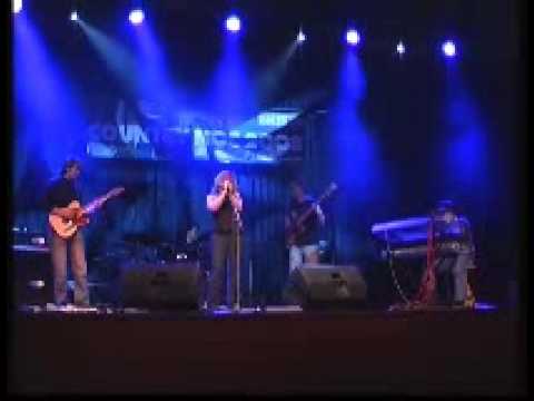 Satisfaction - Tanec v daždi