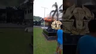 Download lagu Kebakaran Landa Mayon YPR 431/3/3 Kostrad di Maros mp3