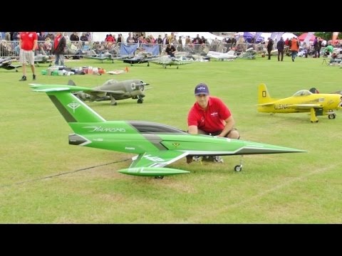 ⑤ RC AVIATION DESIGN "DIAMOND" FLAME OUT ! - MARTIN PICKERING WESTON PARK INTERNATIONAL - 2015