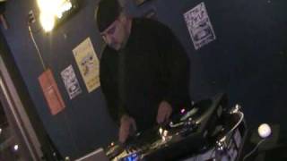 DJ Cysko Rokwel: Ninjatype Juggles at Illegal Pete's