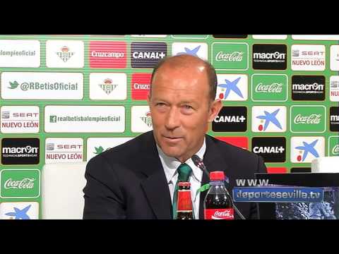 Calderón: "El equipo sabe competir, trabaja los partidos y los sufre"