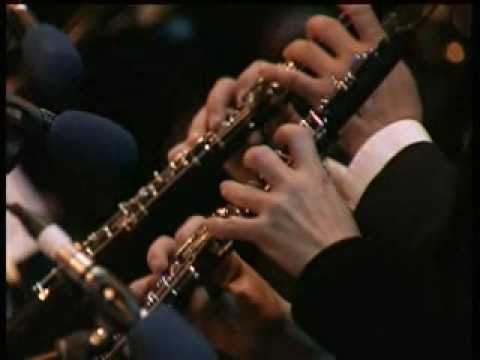 Lara's Theme de Doctor Zhivago por La Orquesta de la Ciudad de Praga