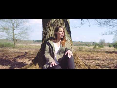 Christina Stürmer - Seite an Seite (offical Video)