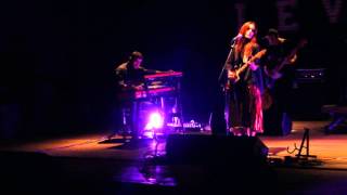 Levante - Farfalle (live@Teatro Magnani)