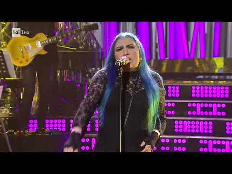 Lorendana Bertè canta "Fiume sand creek" - Una Storia da Cantare 16/11/2019