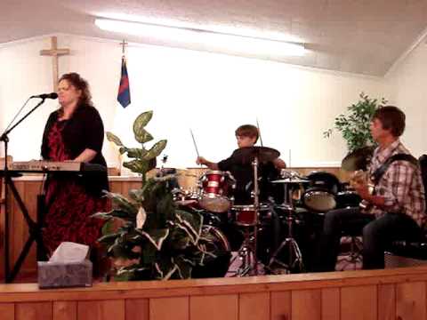 Psalm 101 SInging 4 Songs at Lesslie Church of God-TUES-6-28-11