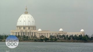 preview picture of video 'Un Vaticano en África | Curiosidades del Mundo - Planet Doc'