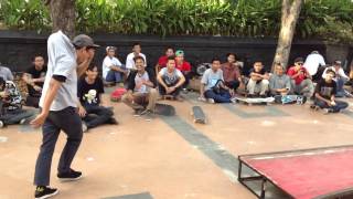 preview picture of video 'Semarang Skateboarding Day 2014'