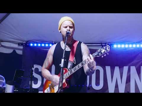 Simon Pipe - Surprise - Skate Vid